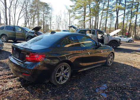 2015 BMW M235 z USA, uszkodzony, nr VIN WBA1J7C58FV358702